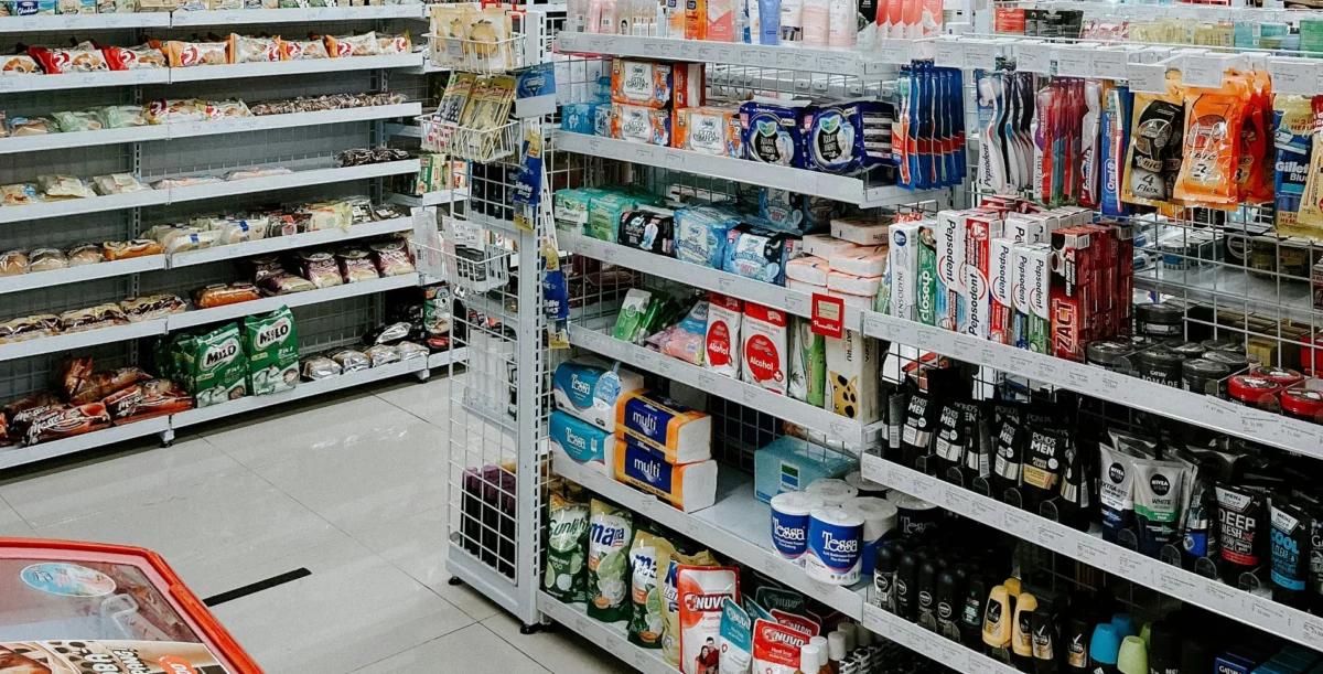 prateleira supermercado